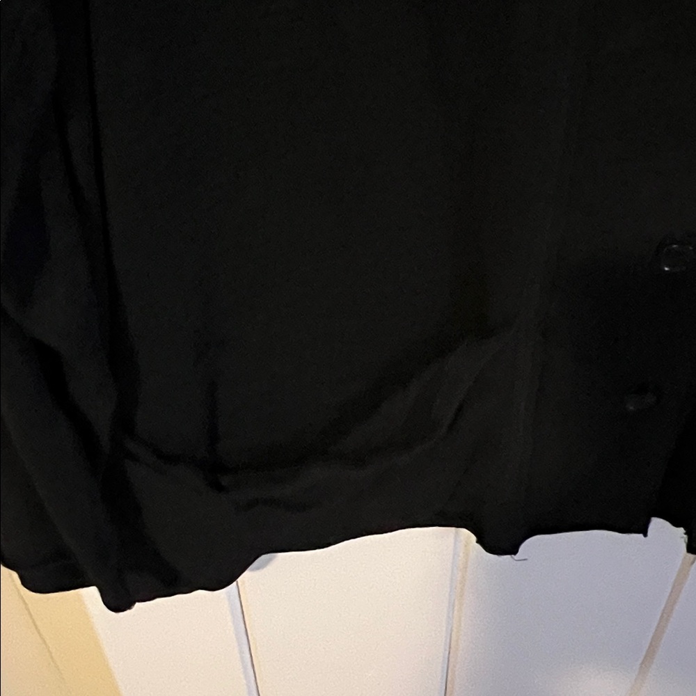 Habitat Women's Elegant Black Button-Down Shirt - Picture 4 of 6
